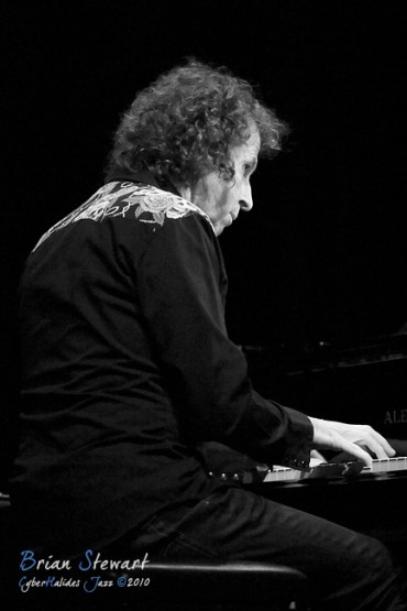 Alister Spence leading his Trio - (D700_1236)