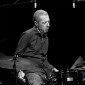 Simon Barker - (xt1_05532)